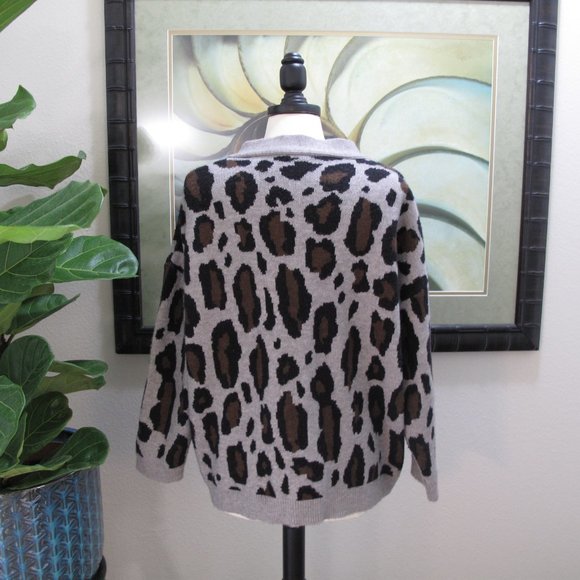 GOODNIGHT MACAROON Leopard Print Button Front Cardigan - Picture 9 of 10